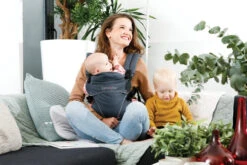 Babylonia Flexia Deep Grey Draagzak BDDFLEX1914 -Kinderwagenserie Winkel babylonia flexia pine green draagzak 4 1